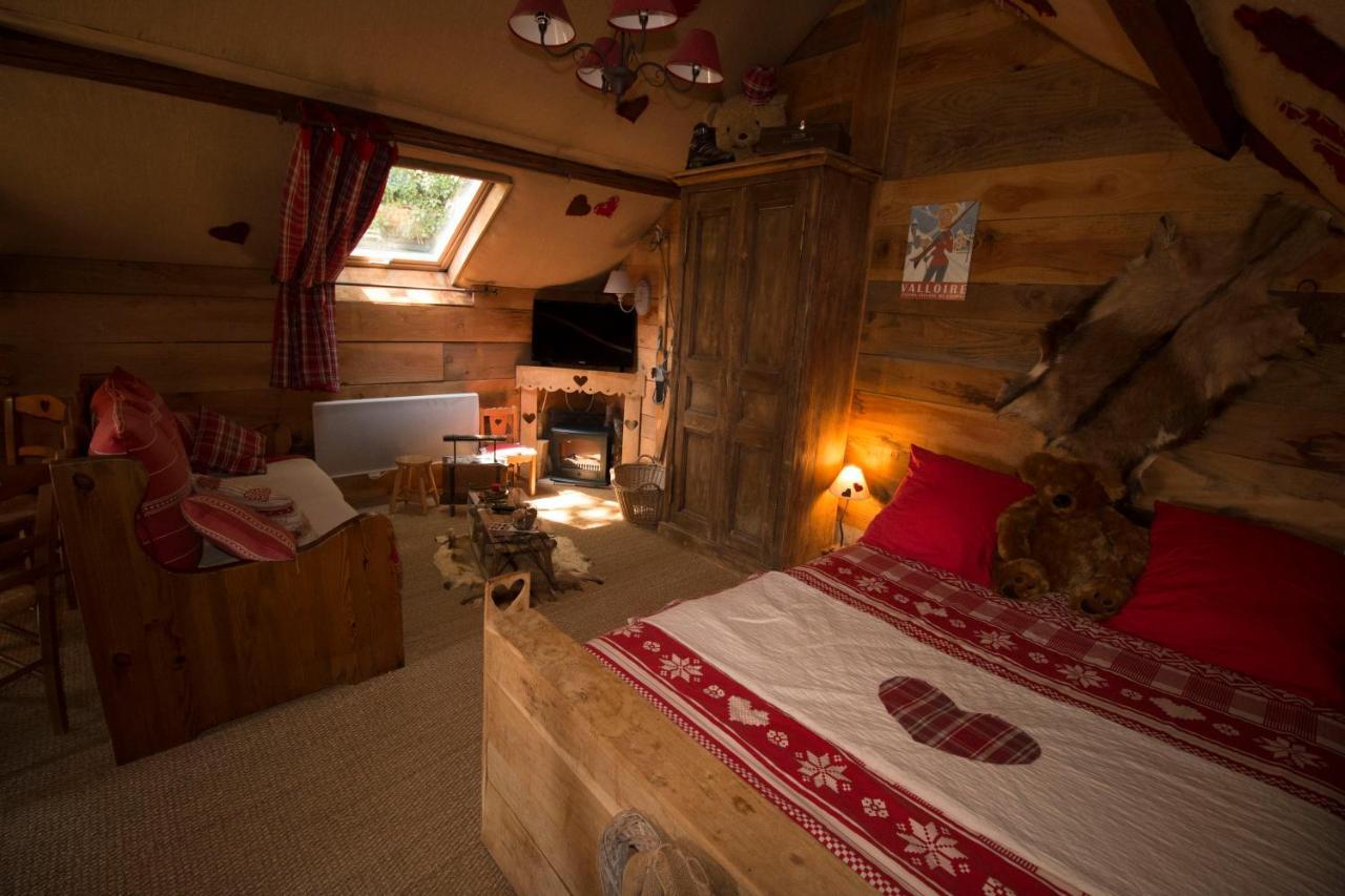 Gite "Le Refuge" Dans Un Domaine De 7Ha Au Calme Vimoutiers 외부 사진