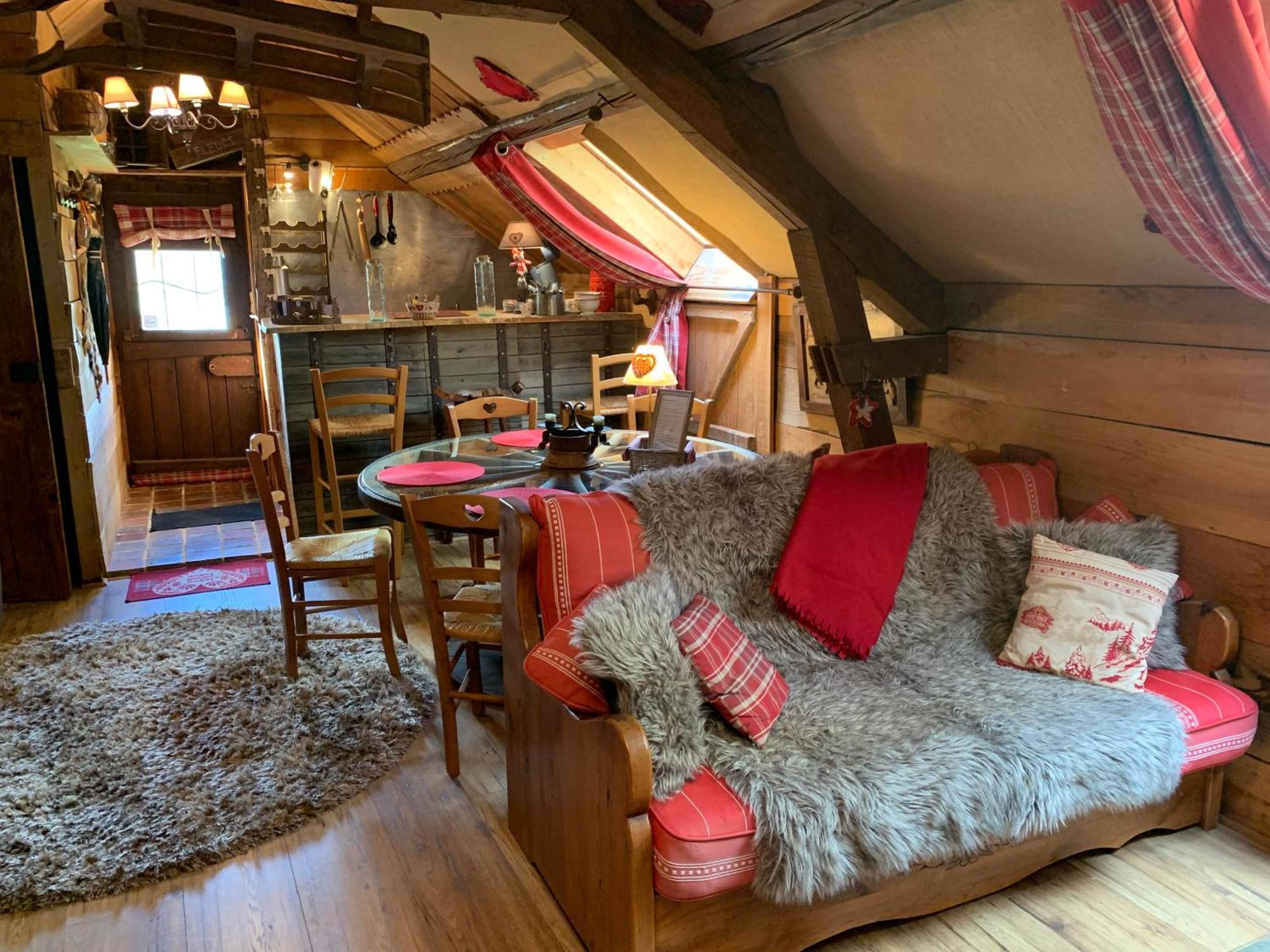 Gite "Le Refuge" Dans Un Domaine De 7Ha Au Calme Vimoutiers 외부 사진