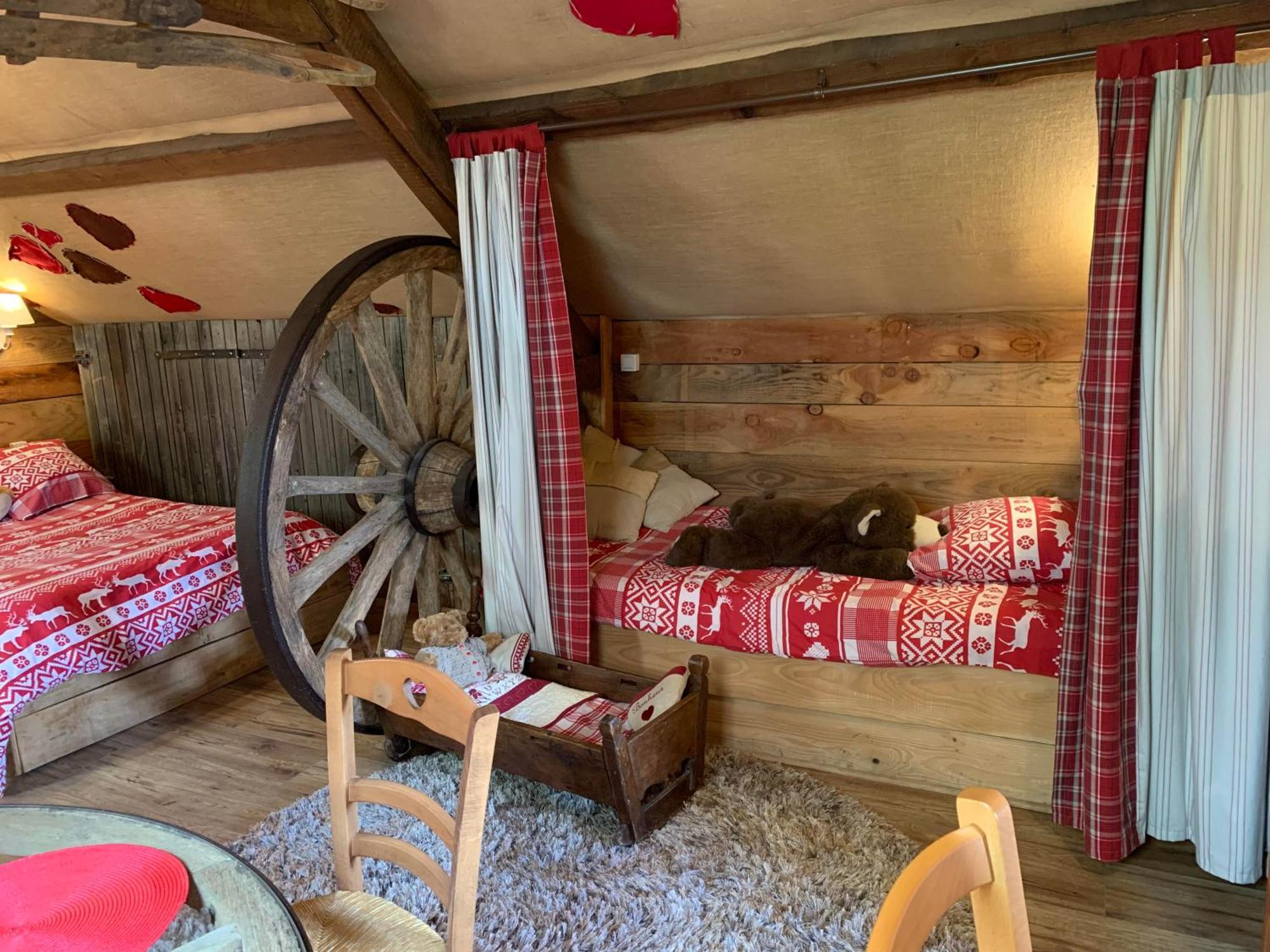 Gite "Le Refuge" Dans Un Domaine De 7Ha Au Calme Vimoutiers 외부 사진