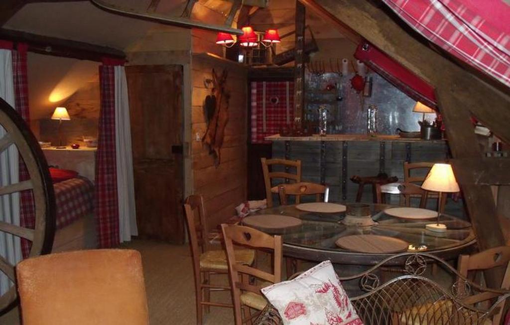 Gite "Le Refuge" Dans Un Domaine De 7Ha Au Calme Vimoutiers 외부 사진